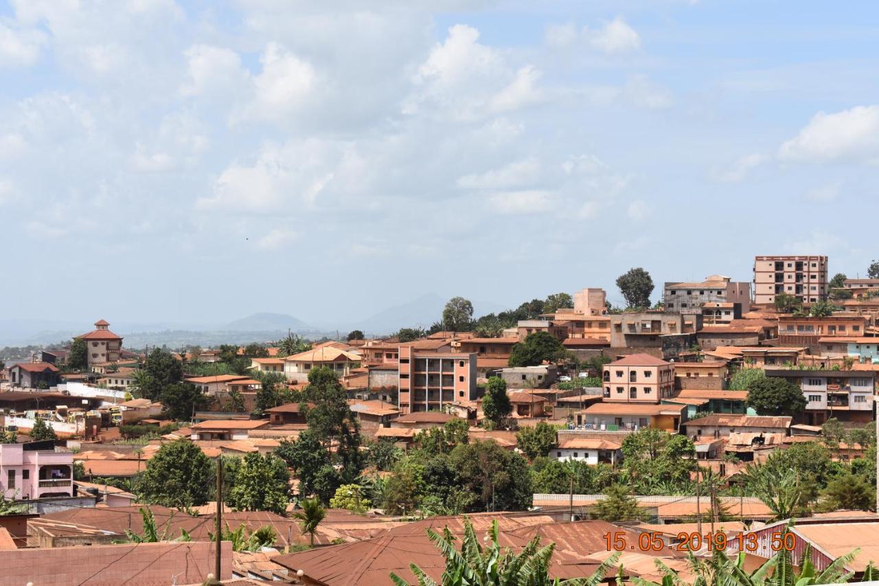 Residence Vicyma 2 P Tout Confort Bafoussam Centre Екстериор снимка