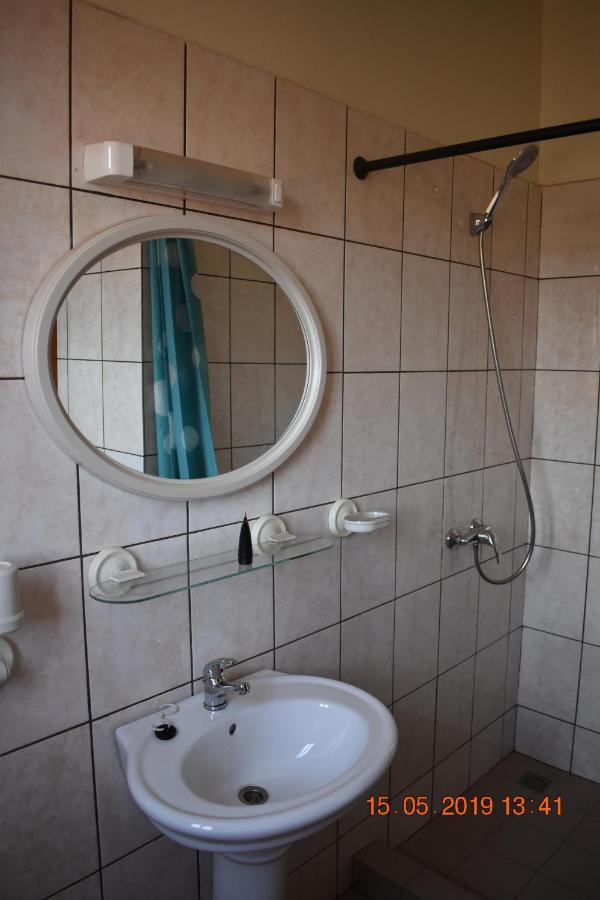 Residence Vicyma 2 P Tout Confort Bafoussam Centre Екстериор снимка