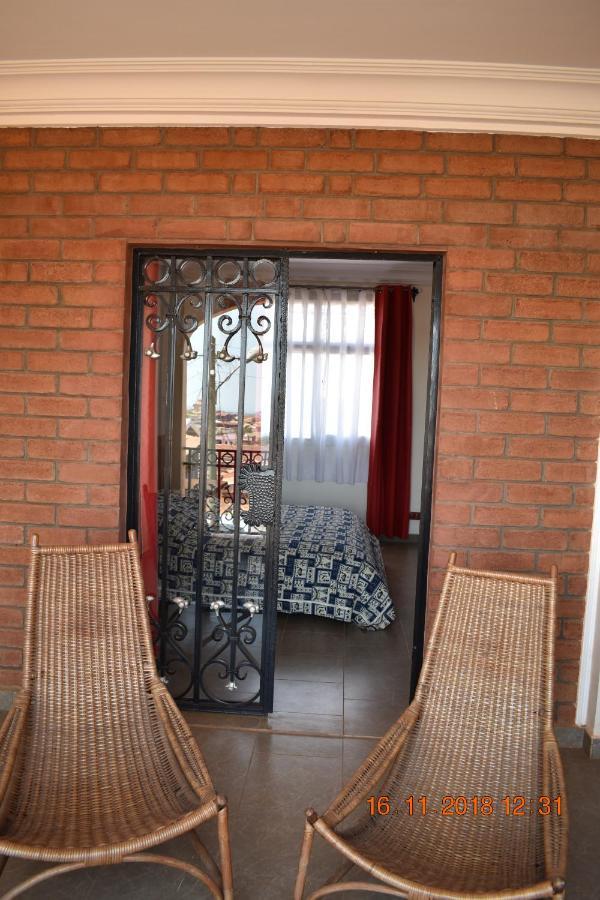 Residence Vicyma 2 P Tout Confort Bafoussam Centre Екстериор снимка