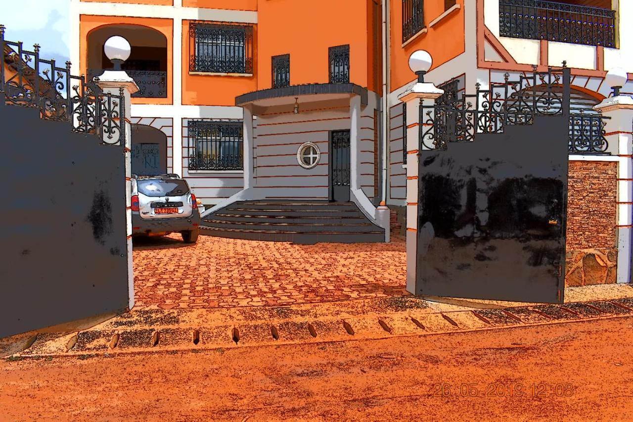 Residence Vicyma 2 P Tout Confort Bafoussam Centre Екстериор снимка