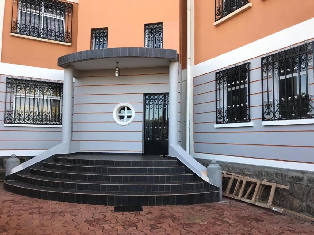 Residence Vicyma 2 P Tout Confort Bafoussam Centre Екстериор снимка